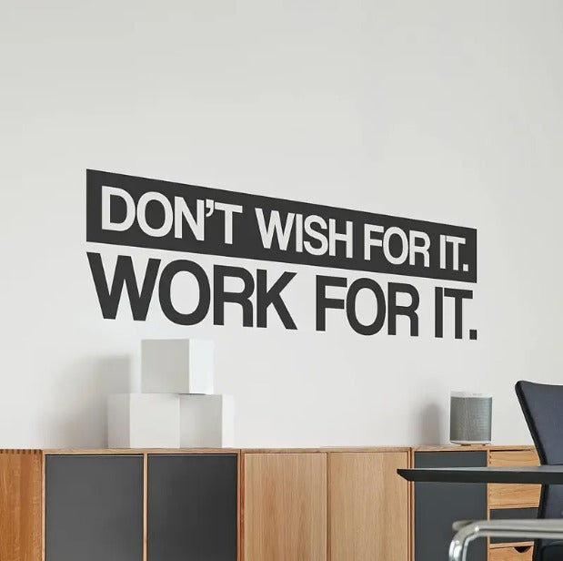 Hustleee wall motivation.