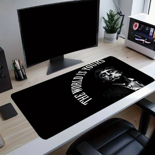 Hustleee mouse pad.
